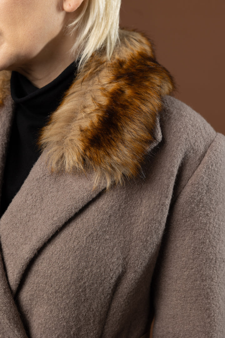 Virgin Sheep Wool Double-Breasted Coat