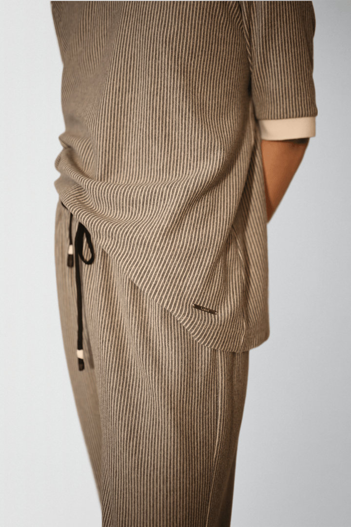 Organic cotton striped casual pants outfit - Baleni