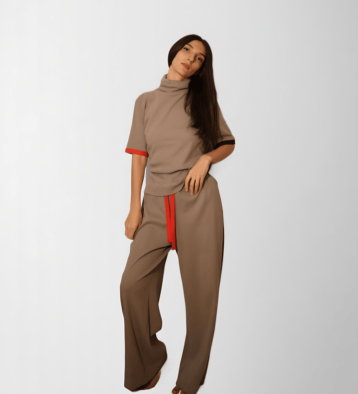Casual Organic Cotton High-Neck Outfit