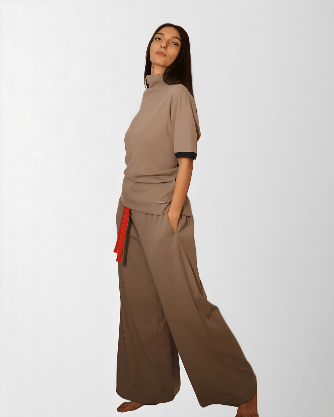 Casual Organic Cotton High-Neck Outfit