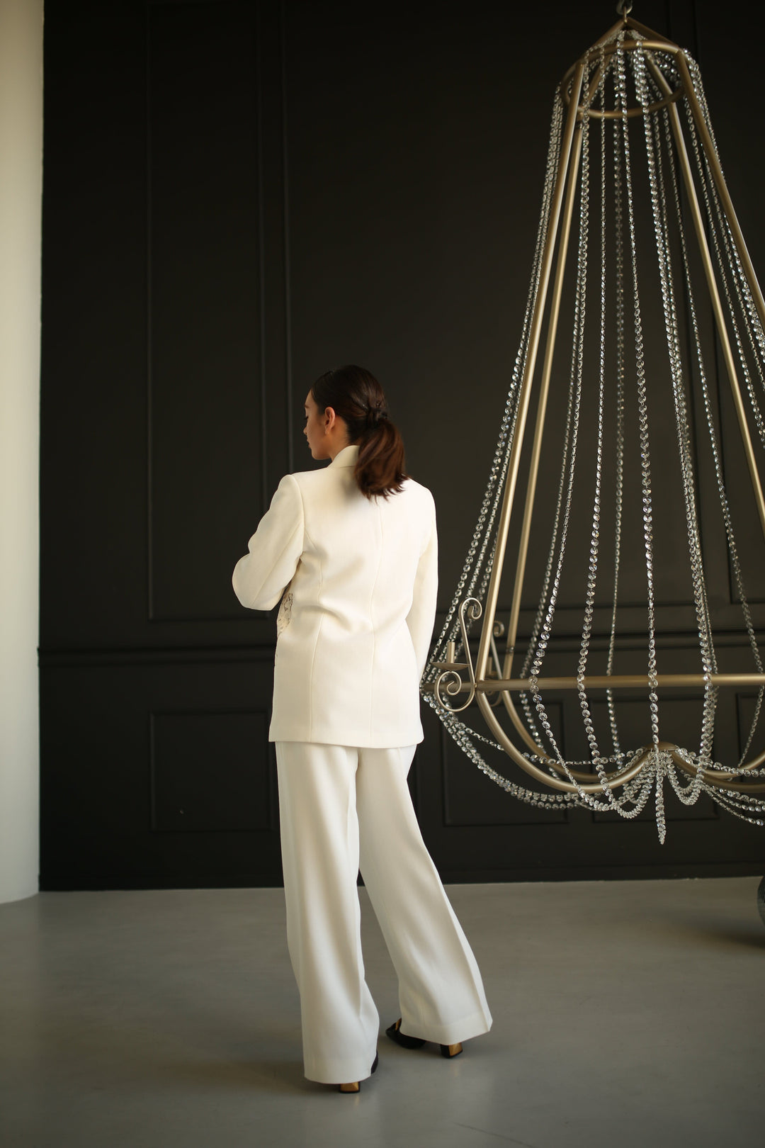 Laced Doublewave Crepe Single-Breasted Trousers Ensemble