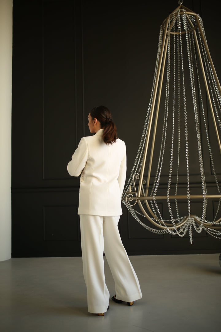 Laced Doublewave Crepe Single-Breasted Trousers Ensemble