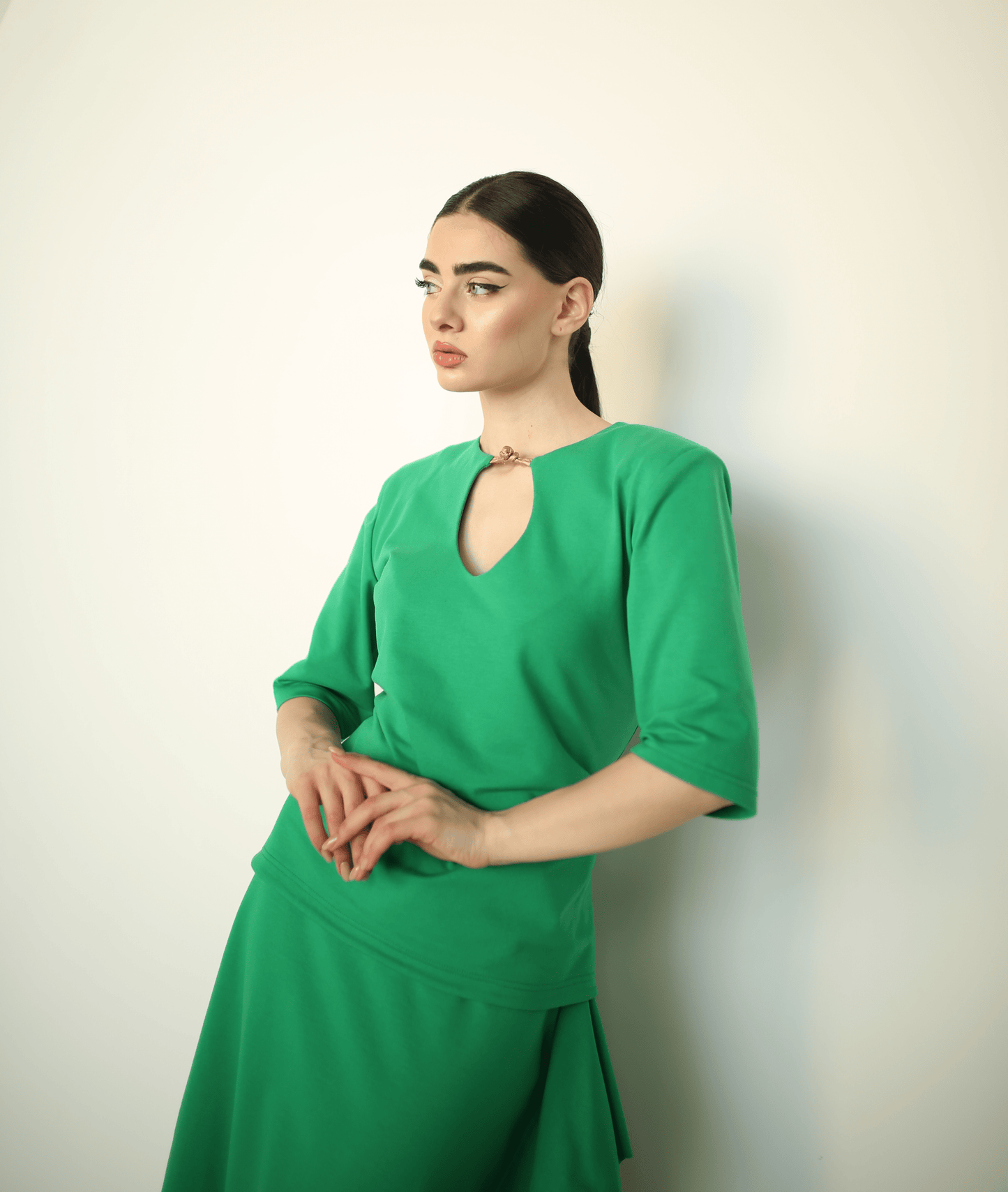 Cotton green elegant skirt ensemble with gold satin frog closure - Baleni