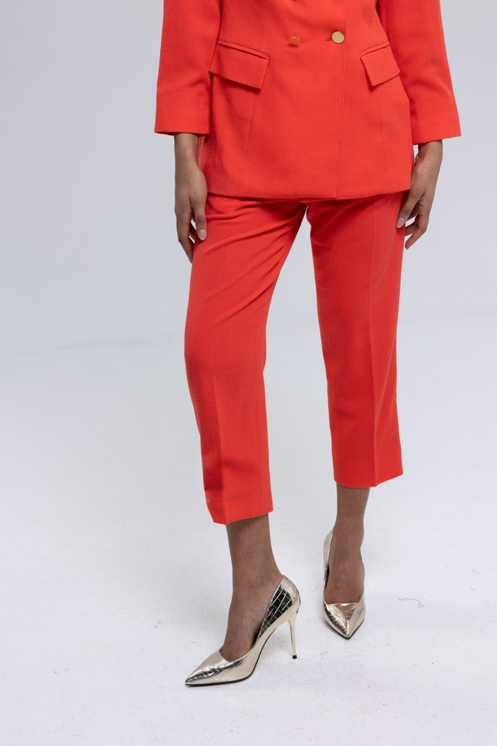Doublewave Crepe Slim Crop Pants Ensemble